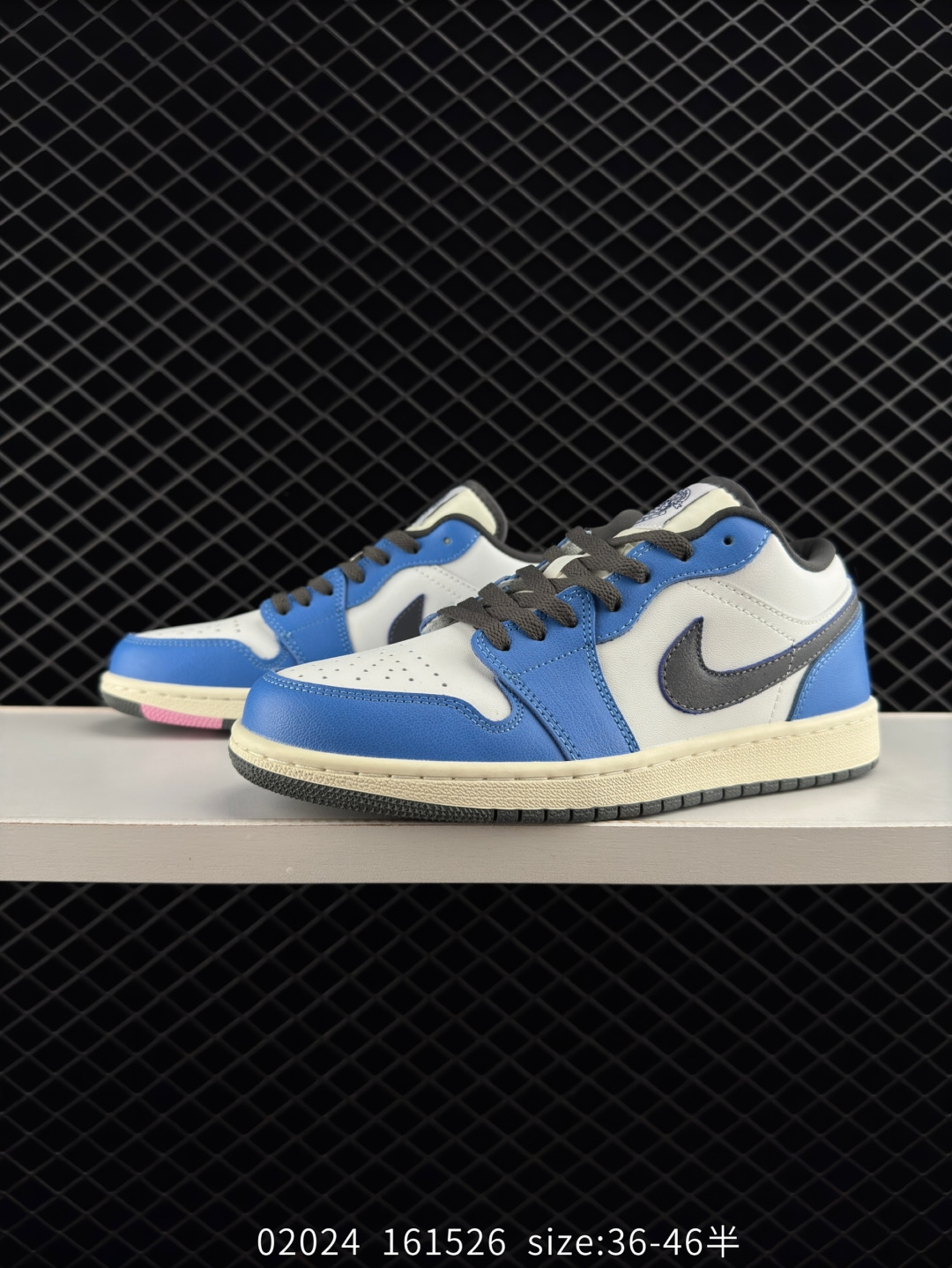 Air Jordan 1 Low “Black Toe”